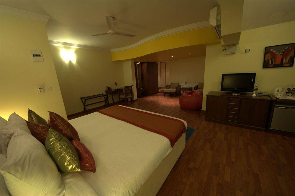 Hm Suites & Studios Bangalore Eksteriør bilde