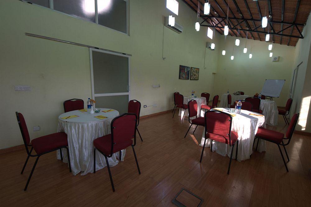 Hm Suites & Studios Bangalore Eksteriør bilde