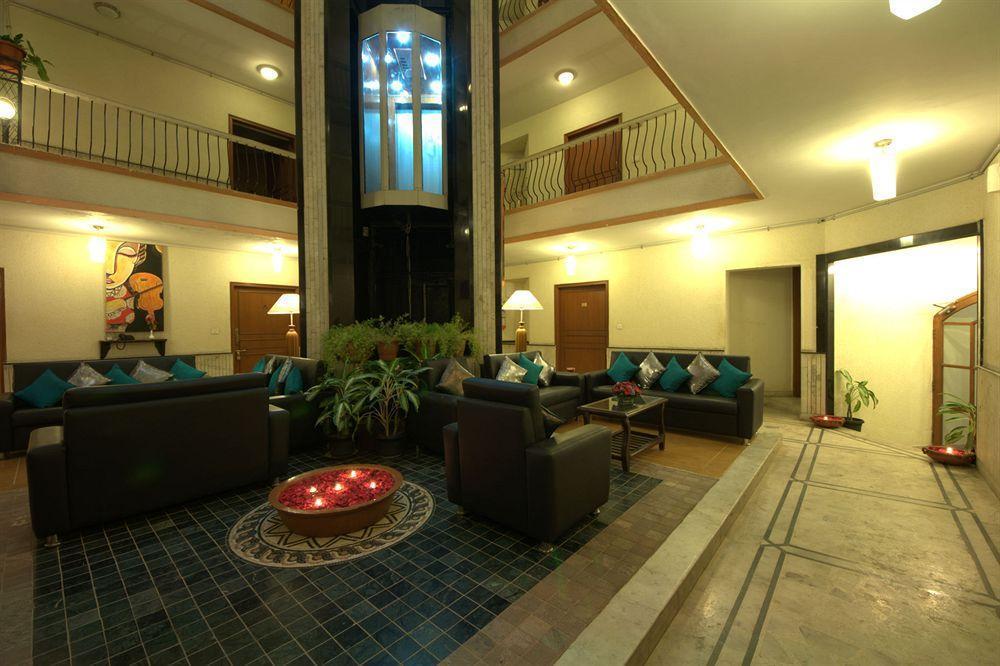 Hm Suites & Studios Bangalore Eksteriør bilde