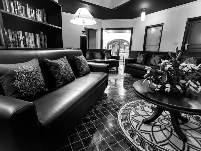 Hm Suites & Studios Bangalore Eksteriør bilde